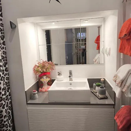 Lejlighed Mural House *