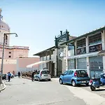 Mural House