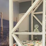 Mural House Апартаменты *